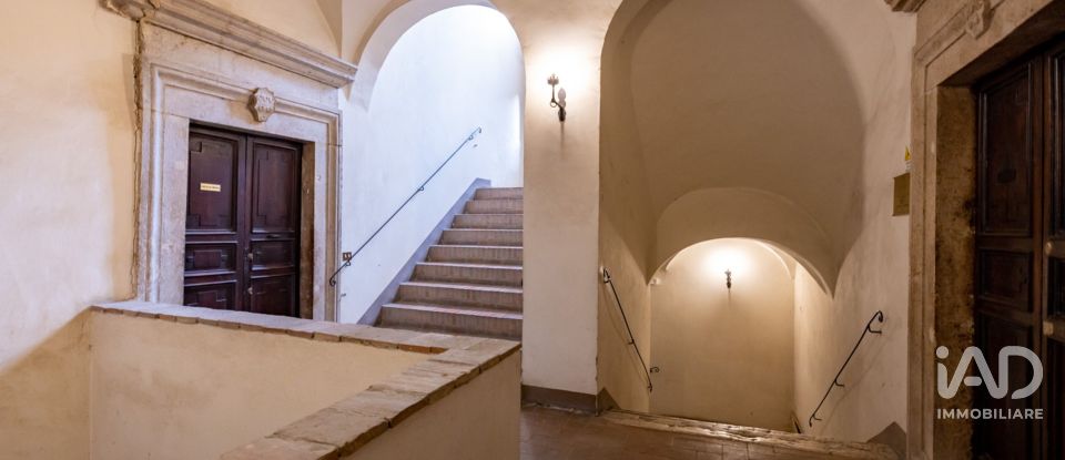 Appartamento 5 locali di 91 m² a Sarteano (53047)