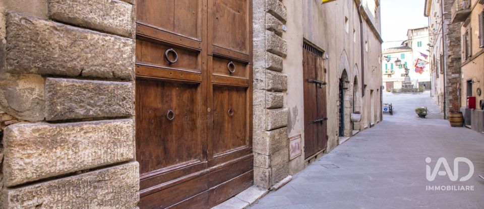 Appartamento 5 locali di 91 m² a Sarteano (53047)