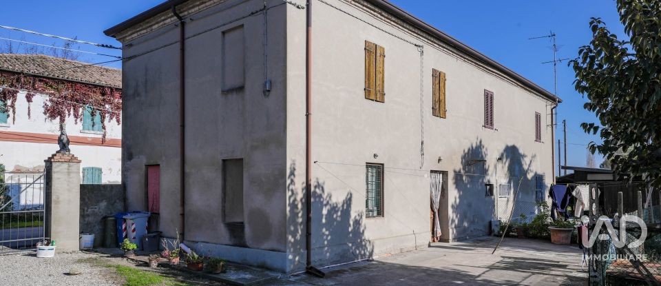 Country home 5 rooms of 234 m² in Massa Fiscaglia (44025)