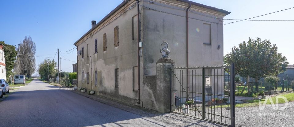 Country home 5 rooms of 234 m² in Massa Fiscaglia (44025)