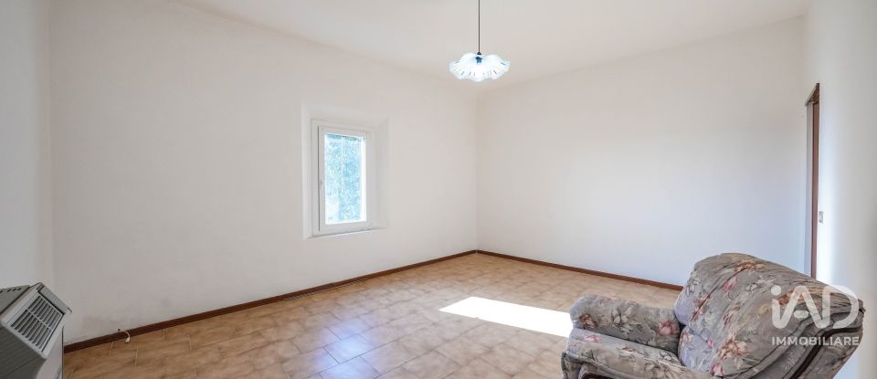 Country home 5 rooms of 234 m² in Massa Fiscaglia (44025)
