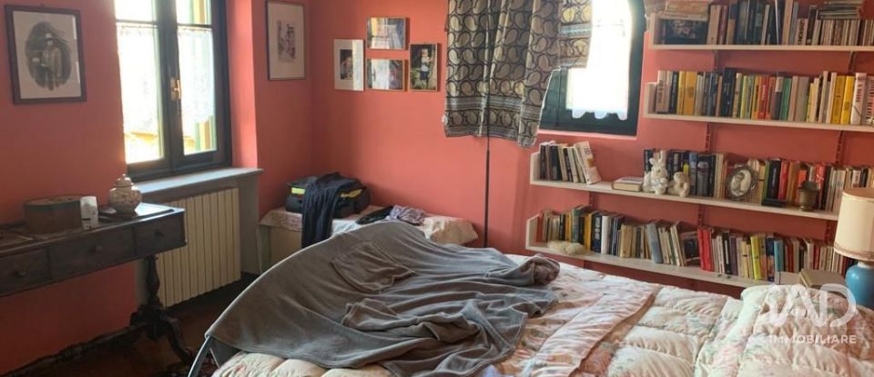 Casale 11 locali di 273 m² in Masio (15024)