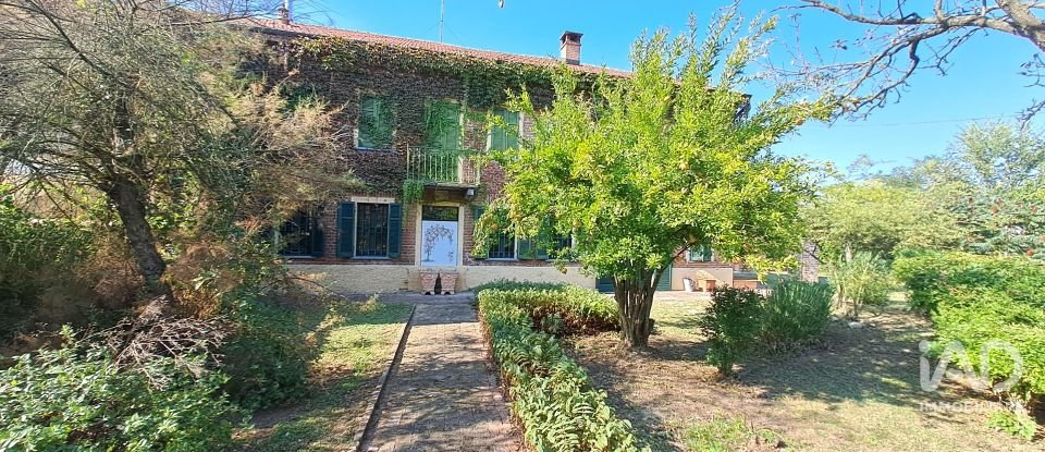 Casale 11 locali di 273 m² in Masio (15024)