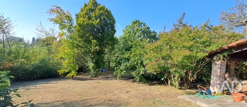 Casale 11 locali di 273 m² in Masio (15024)