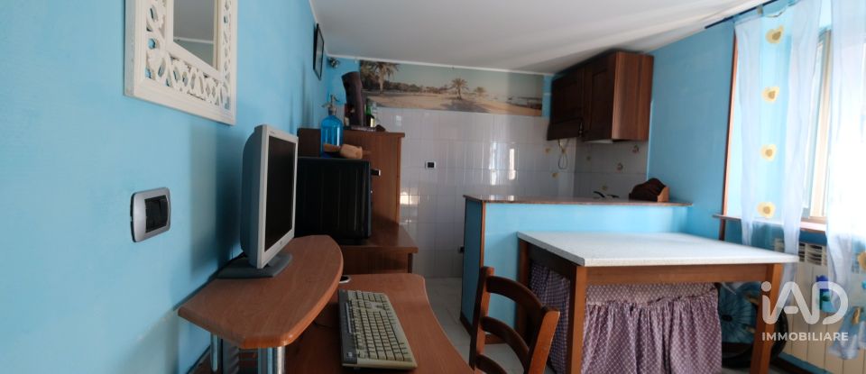 Three-room apartment of 40 m² in Ancona (60126)