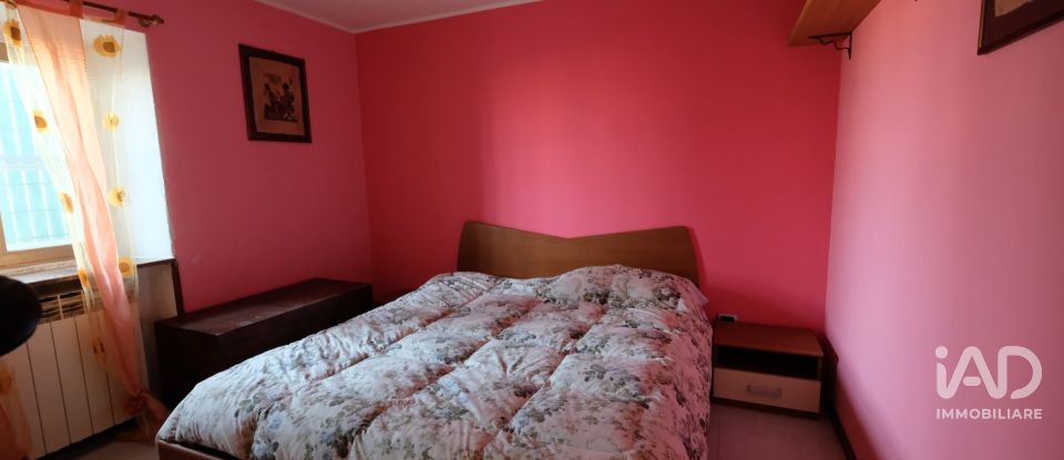 Three-room apartment of 40 m² in Ancona (60126)