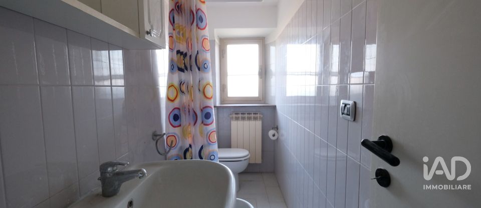 Three-room apartment of 40 m² in Ancona (60126)
