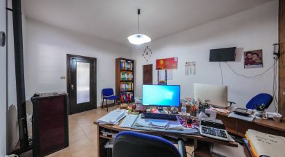 Rustico 3 locali di 153 m² in Massa Fiscaglia (44025)