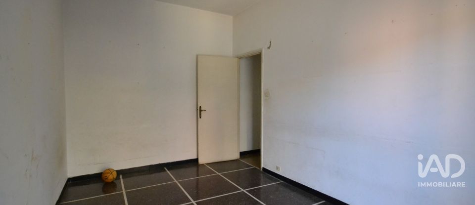 Four-room apartment of 82 m² in Genova (16138)