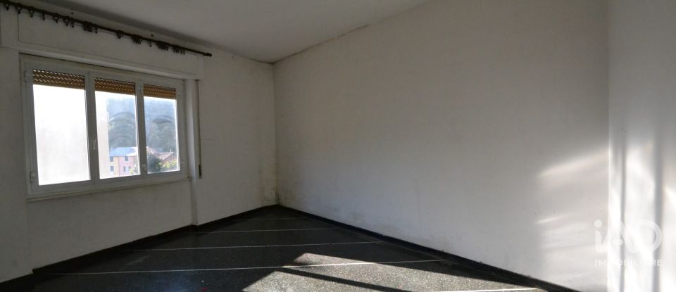 Four-room apartment of 82 m² in Genova (16138)