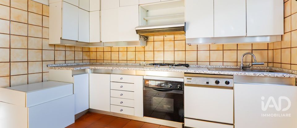 Townhouse 8 rooms of 180 m² in Perego (23888)