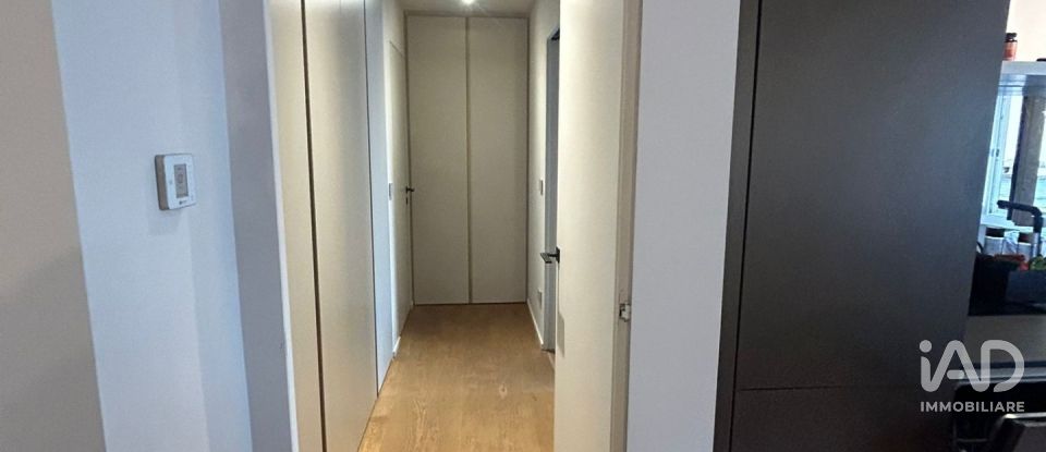 Monolocale di 65 m² a Milano (20124)