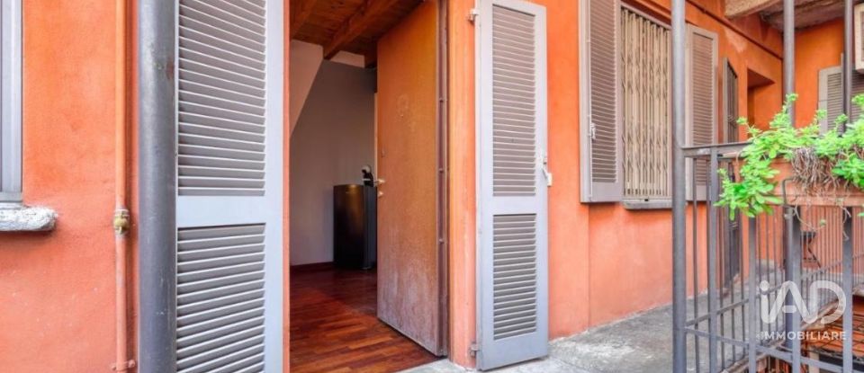 Two-room apartment of 40 m² in Milano (20143)