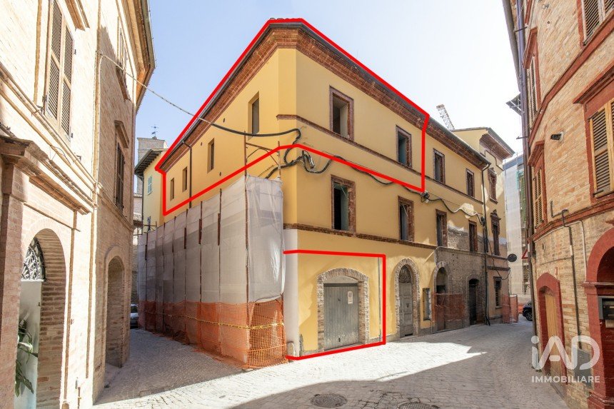 Trilocale di 80 m² a Tolentino (62029)