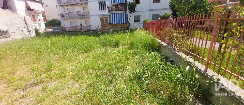 Rustico 13 locali di 300 m² in Amantea (87032)