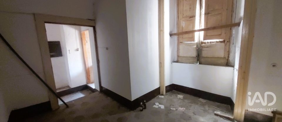 Rustico 13 locali di 300 m² in Amantea (87032)
