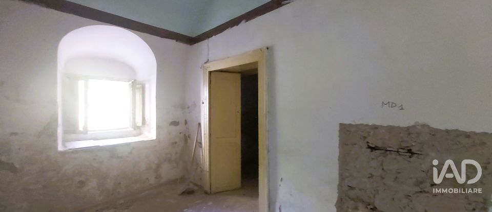 Rustico 13 locali di 300 m² in Amantea (87032)