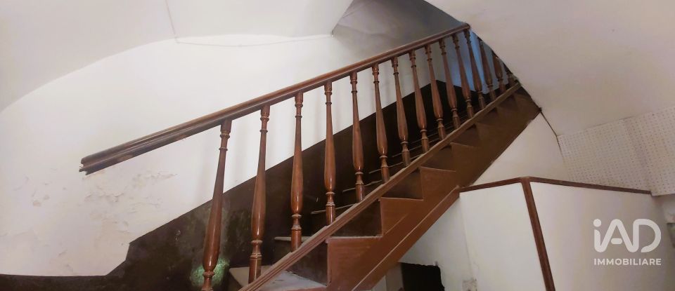 Rustico 13 locali di 300 m² in Amantea (87032)