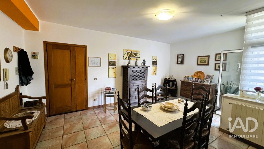 Appartamento 7 locali di 125 m² a Amantea (87032)