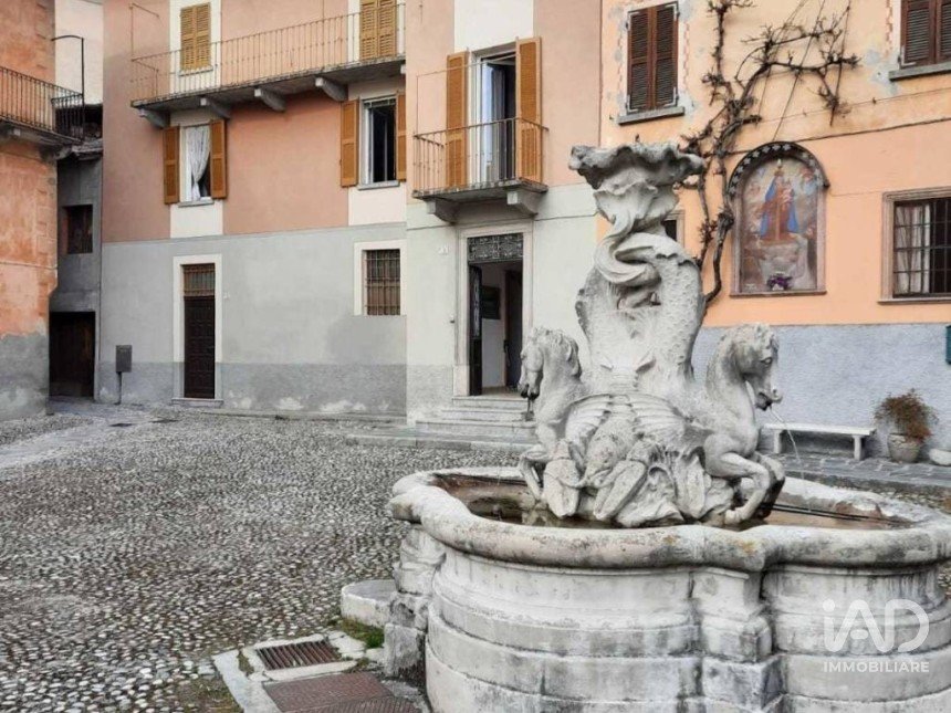 House 14 rooms of 260 m² in Grandola ed Uniti (22010)