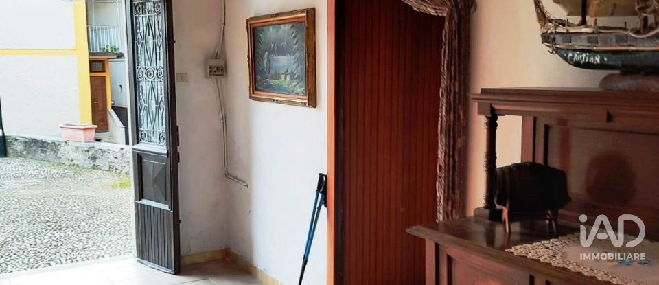 House 14 rooms of 260 m² in Grandola ed Uniti (22010)