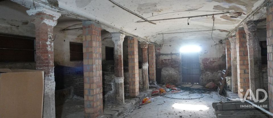 Barn conversion 9 rooms of 1,022 m² in Cavezzo (41032)