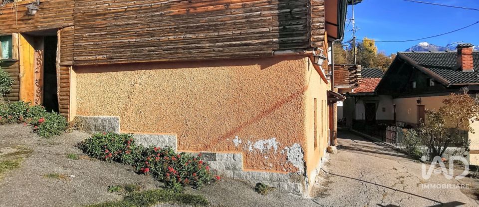 House 9 rooms of 275 m² in Quart (11020)