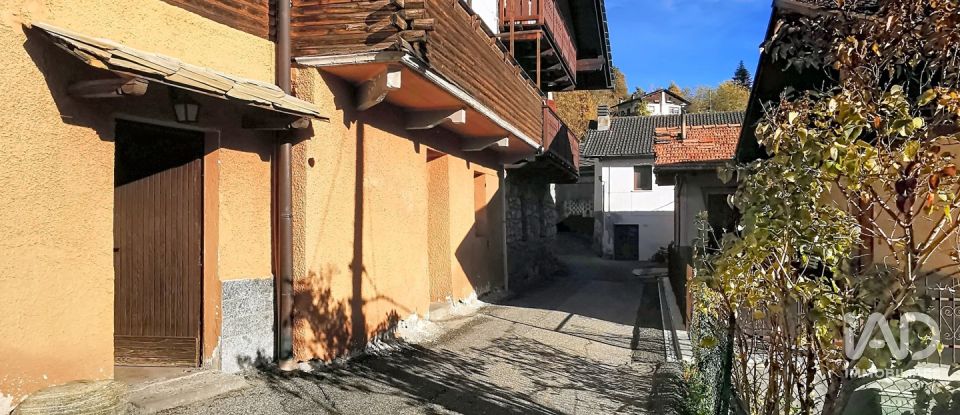 House 9 rooms of 275 m² in Quart (11020)