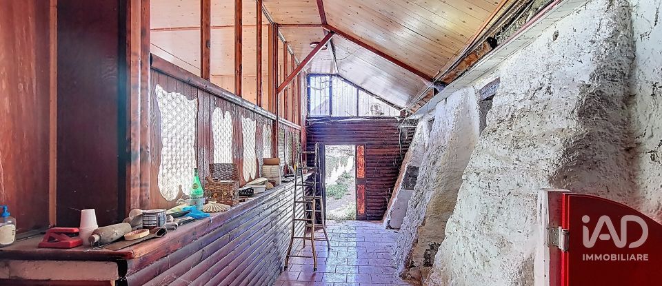 House 9 rooms of 275 m² in Quart (11020)