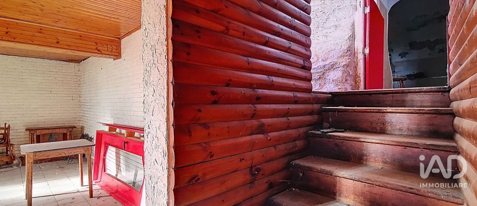 House 9 rooms of 275 m² in Quart (11020)