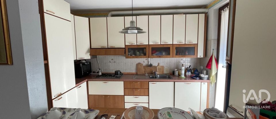 Four-room apartment of 117 m² in Mulazzano (26837)