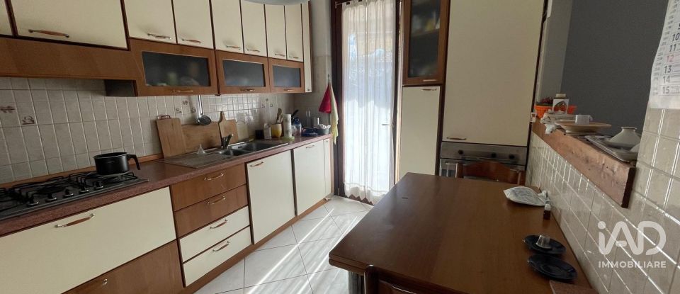 Four-room apartment of 117 m² in Mulazzano (26837)