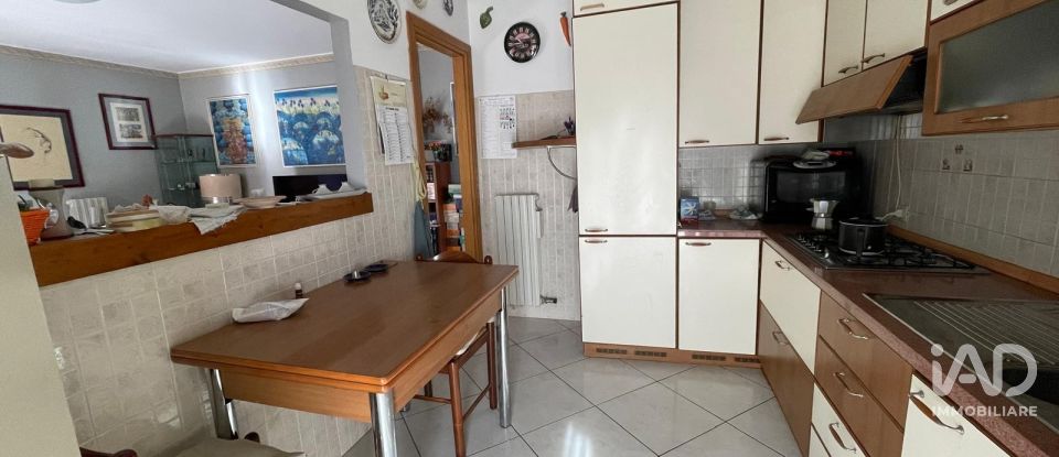 Four-room apartment of 117 m² in Mulazzano (26837)