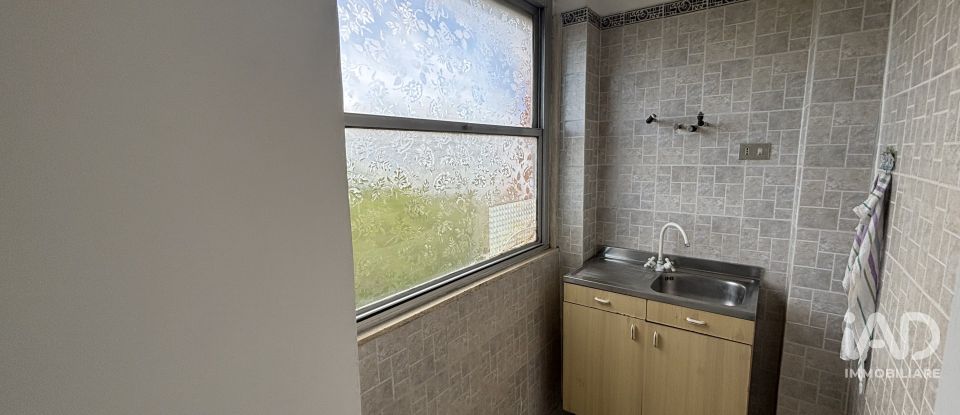 Appartamento 5 locali di 90 m² a Taranto (74123)