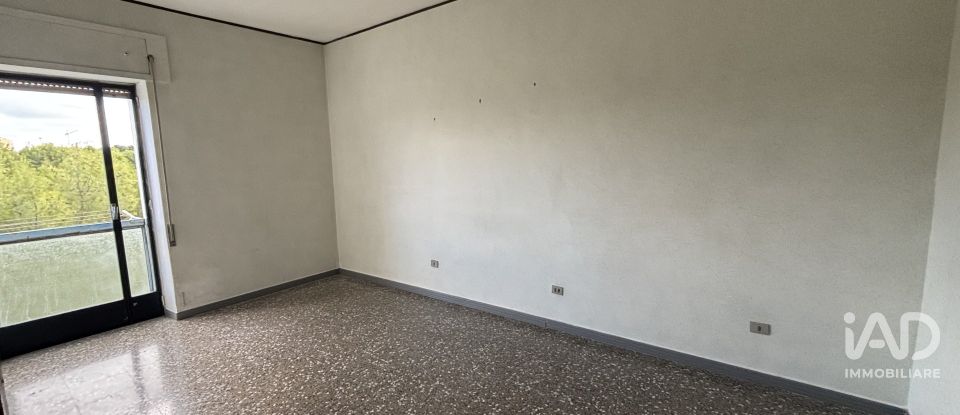 Appartamento 5 locali di 90 m² a Taranto (74123)
