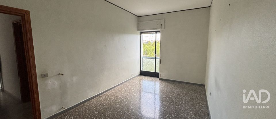 Appartamento 5 locali di 90 m² a Taranto (74123)