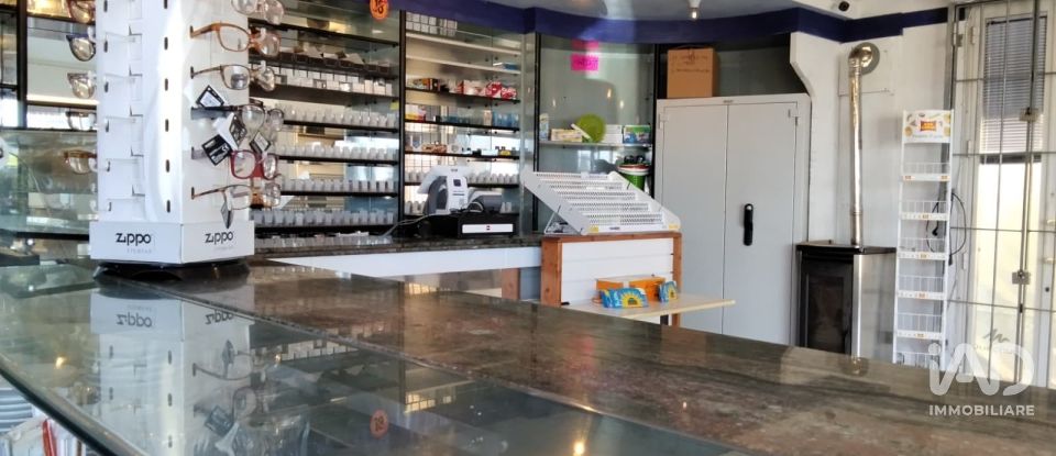 Bar of 66 m² in Senigallia (60019)