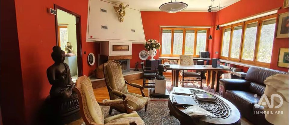 Casale 8 locali di 332 m² in Ceres (10070)