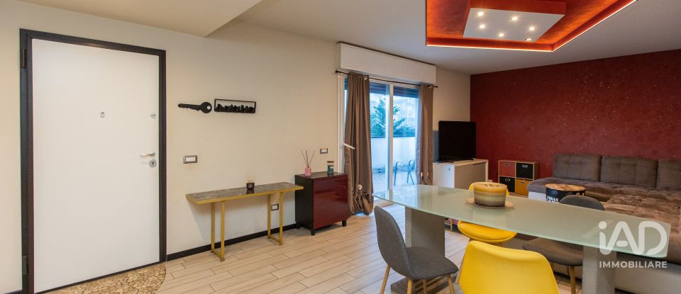 Casa indipendente / Villa 3 locali di 141 m² in Busto Arsizio (21052)