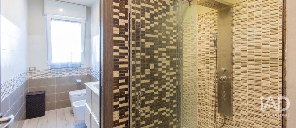 Casa indipendente / Villa 3 locali di 141 m² in Busto Arsizio (21052)