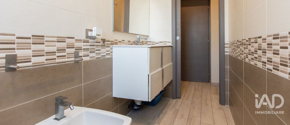 Casa indipendente / Villa 3 locali di 141 m² in Busto Arsizio (21052)