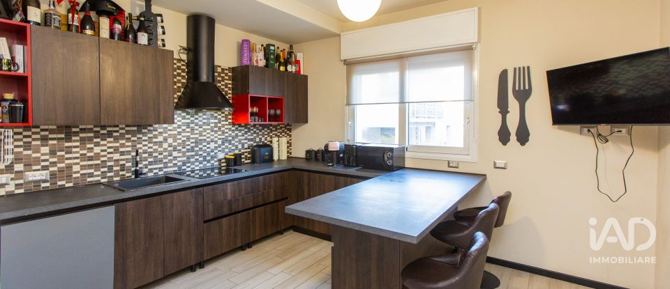 Casa indipendente / Villa 3 locali di 141 m² in Busto Arsizio (21052)