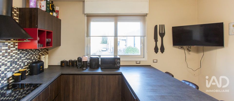 Casa indipendente / Villa 3 locali di 141 m² in Busto Arsizio (21052)