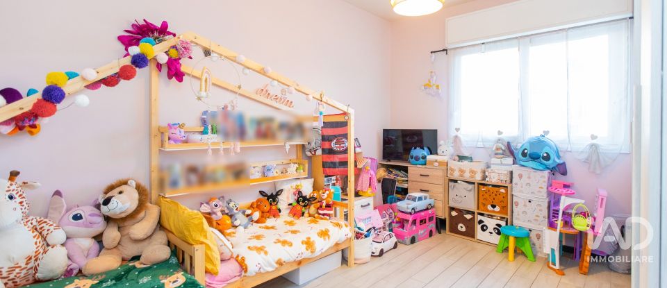 Casa indipendente / Villa 3 locali di 141 m² in Busto Arsizio (21052)