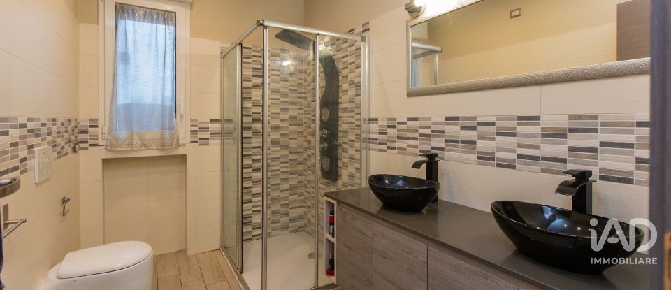 Casa indipendente / Villa 3 locali di 141 m² in Busto Arsizio (21052)