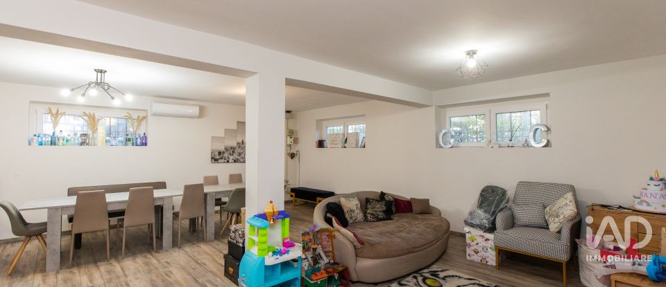 Casa indipendente / Villa 3 locali di 141 m² in Busto Arsizio (21052)