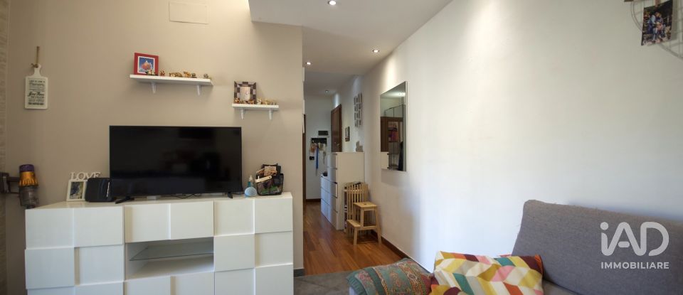 Three-room apartment of 76 m² in Genova (16141)