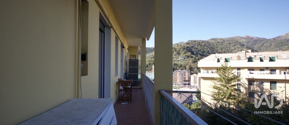 Three-room apartment of 76 m² in Genova (16141)