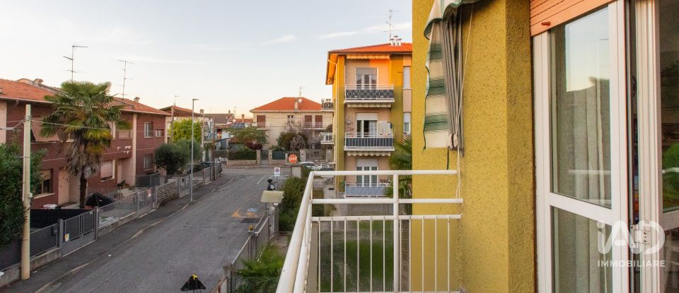 Three-room apartment of 72 m² in Busto Arsizio (21052)