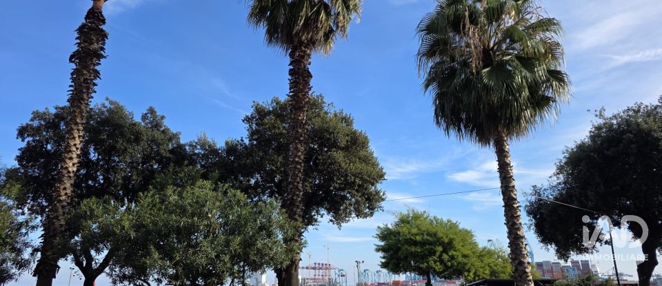 Bilocale di 68 m² a Vado Ligure (17047)